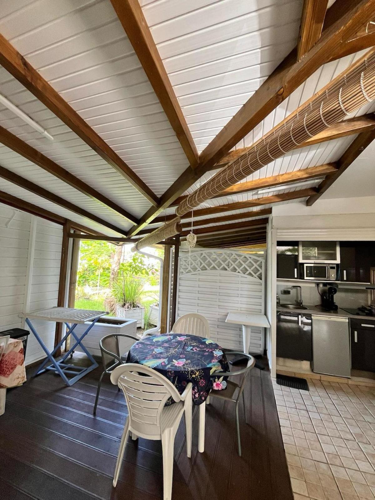 Appartement Residence Carayou เลส์ทรัวส์-ซีเลต์ ภายนอก รูปภาพ